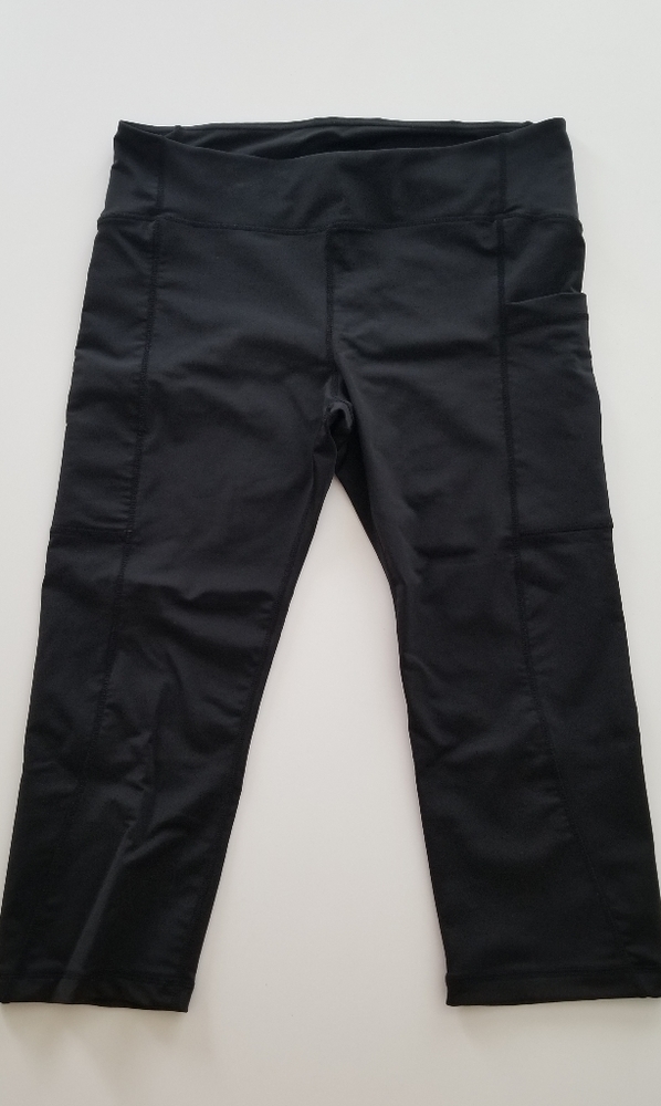 Black Total Comfort Capris Workout Pants w Pockets